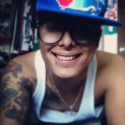Holaaa! si me sigues te sigo soy buena onda y asi jejox. 3