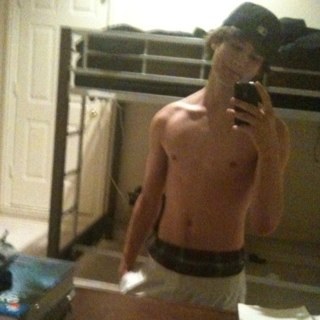 Taylorwysocki's profile picture. Follow me i follow back! Dallas, TX