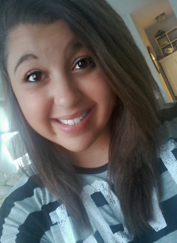 Mary Ellen Elizabeth Villarreal
14. weeed. lots of it. I love my boyfriend. 9.22.12 3