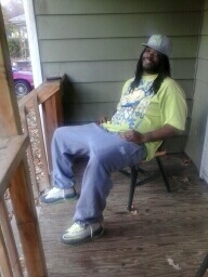 IM ALL BOUT MAKIN A WOMAN SCREAM,CREAM OR SQUIRT,IF NOT ALL THREE BACK TOO BACK TOO BACK...