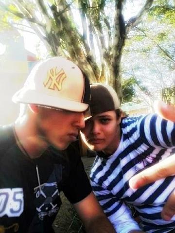 FrontBack_'s profile picture. Stronda music apenas começando...