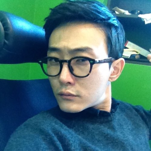 나쁜 신사, 딸기, 메롱,