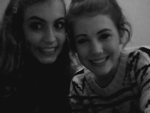 Hi I'm Amy and I have an unhealthy obsession with Ed Sheeran + Jessie J☺☺☺