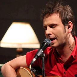 _RTyapar_'s profile picture. българските фенове @cembahtiyarr @simplesound @ozgrcnony @yagmursarigul @akgl_ferman @maNgamusic