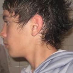 Esteban08996628's profile picture. hola soi Esteban Medina nasi el 24 de disiembre de 1996, soi incha del rojo de avellaneda..