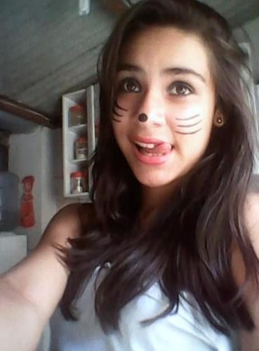 → Euu queroo.
Euu PossO.
Euu coonsiigO ←
●๋• Siimplees αssiim ~
Twittando até o fim! ;p
