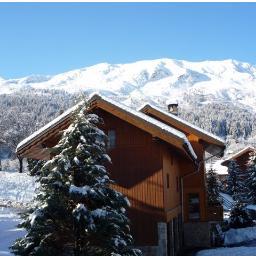 Chalet Ecureuil, located in Meribel centre, part of the Alpine Action chalet program, sleeps 10 - Tel: 01273 466535