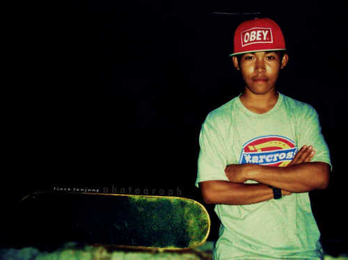 Pribadi yang tak pernah puas dengan segala sesuatunya
 #Keep skateboarding!!!