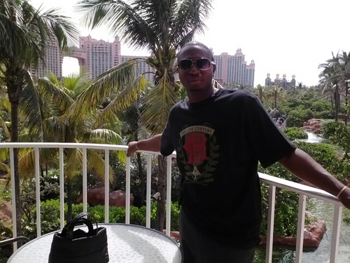 lilmizil12's profile picture. I'm finally on the better side of living but da money don't make me....I make da money