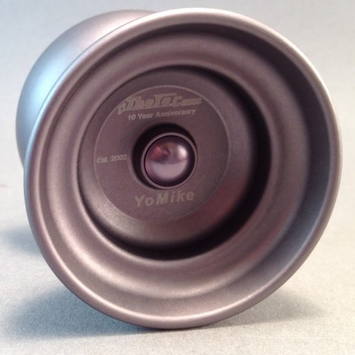 An online shop for all of your yoyoing needs. 
Check out http://t.co/KGY8MRLDsV for our yoyo community!
