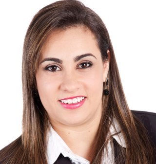 O medo de perder sufoca o desejo de ganhar,o medo de errar desperdiça as oportunidades,enfrente os seus fantasmas c/ coragem ou passe a vida assombrado por eles