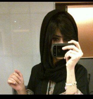(حلا مبتليني والكل يبيني) ادرس بالَكالوريوَس تمريض عمري ٢٢ نَصٌٌرَاَوٌوََيٌه مٍن الََمَهٌدَ اَلٌي لٌحٌد@ (اللهم ،من أراد بي شراً فجعل گيدُه في نحرﮬ