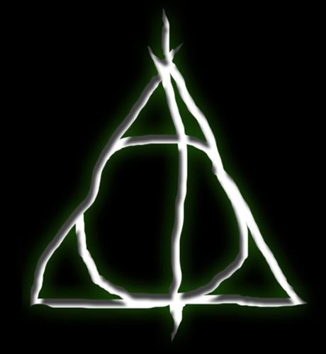 HPForum_'s profile picture. A True 'Family' Forum built around the Harry Potter Universe. Come join us for ANY discussion!