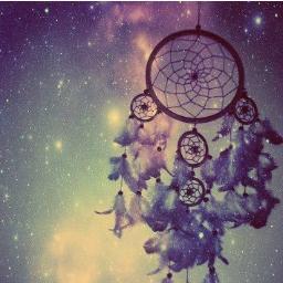 itsfun_bitch's profile picture. No tengo todo planeado, ni mi vida resuelta. Solo tengo una sonrisa y espero una de vuelta.