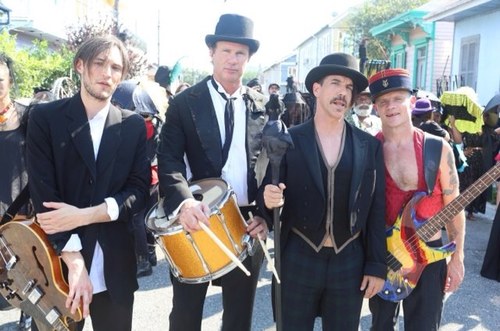 leonardoh35's profile picture. politico,director tecnico, volante talentoso, RED HOT CHILI PEPPERS, #RaFans