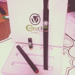 The CannaCig by Vapor Inhaler is a revolutionary new personal vaporizing system engineered using state of the art V.I technology.