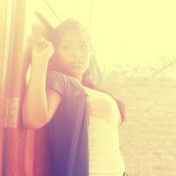 FabianaGironSan's profile picture. Hi I'm Fabiana from perú, follow me and follow you kisses