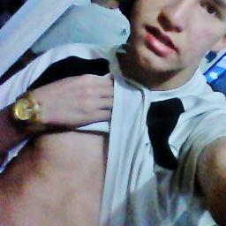 HAHA' Sou Um GuerreirÔ D' Fé ,, Sou Akele Mlk Zika Q' Elas Adora ,, Não Me Acho oo Pá ! Mais Sei Q' Posso Seer Melhor Q' Vooç See Duvidaar ;D