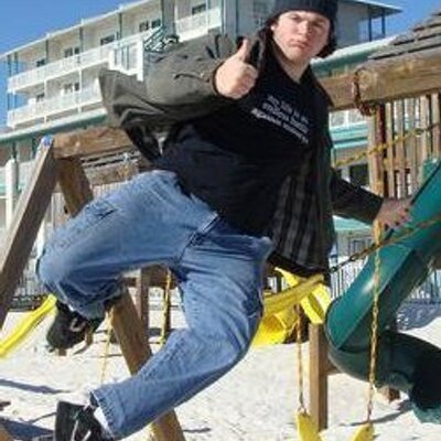 Profile Picture of Tim (@TimBarnas) on Twitter