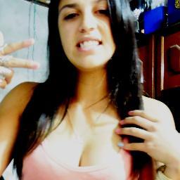 ah menina qe tte encanta ,ah moleca qeee te fascina haha , ea maloqueira que te faz rir ,,, ah мυlнєr que tt єnloυqυєcє ' ;g