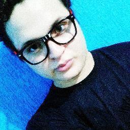 Tenho 16 anos, sou de escorpião, gosto de Beyoncé...
gosto de ver tv, sou sincero na hora certa, falo o que vem na cabeça sem pensar nas consequencias.