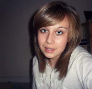 chloecramp's profile picture. Follow me&I follow back, and give free cookies to all my followers. Tehe, #TeamFollowBack