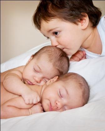 Paediatrician, Parent of three (inc twins) + Director of Be Ready to Parent - Practical training for parents, parents-to-be + professionals http://t.co/vImia4hd