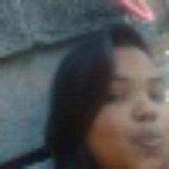 milenakelly18's profile picture. http://t.co/OlR4aANOGv