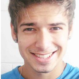 Oi eu sou a Nalle ,  16 anos , Rio de Janeiro , sou de libra e dançarina do grupo AS REBOLADEIRAS DO GU @gufoshii