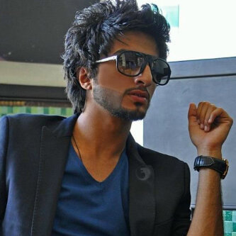 Roofek's profile picture. و سَ يبقى آبي : ااجمل امير رأتہ عيني ♡♡♡*