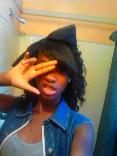 - - Ayeee #7OO ,  But Follow Me Ill Follow Yhuu Doee (: