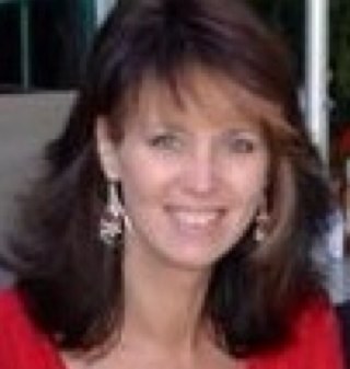 Hairstylist & Book lover: paranormal, urban fantasy, YA & adult versions. Married, mom to 2 teens, and new to twitter