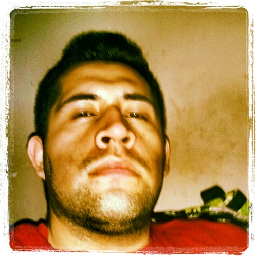 JohanRayo89's profile picture. Llena tu vida de alegrias y disfruta al 1000% a tu familia ♥