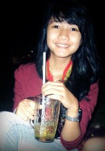 kalo mau kenal folow ~(˘▾˘~) ~(˘▾˘)~ (~˘▾˘)~ :D