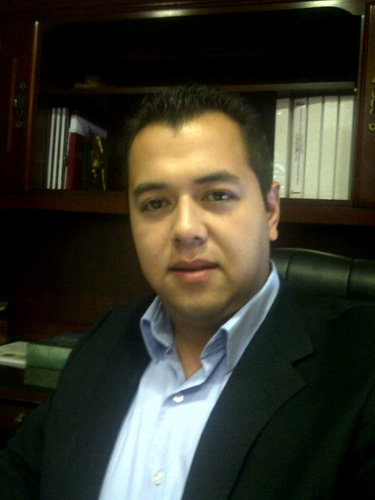 Sanluisino, Abogado, --- Además del Amor y el Cariño se necesita la Amistad, esta es un regalo de los Dioses ---