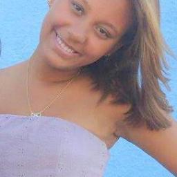 - quem se descreve , se limita !