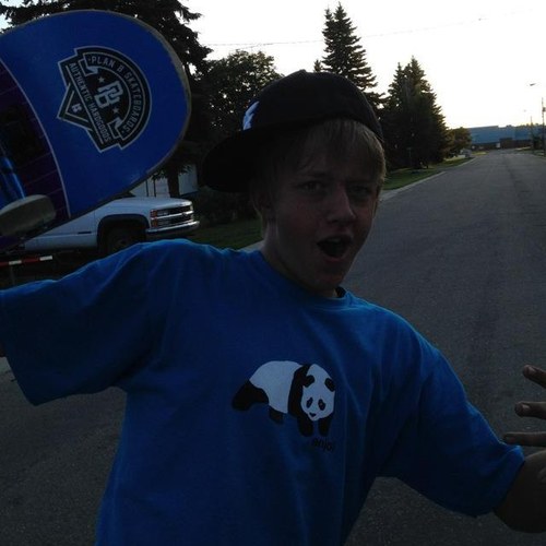 hucrew4life's profile picture. 