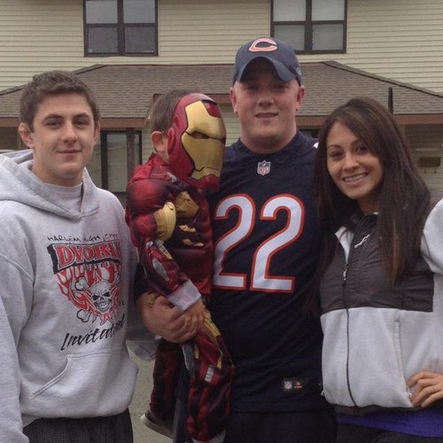 TDonnelly28's profile picture. I sit when i pee