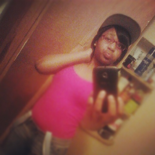 , ™make thaaat follow button turn blue , if youu dont idgaf! :) it's thaat simple♥