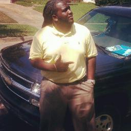 #teamgettingmoney..#teamsprint...#teamdreadhead....#teamfather #teamFREEMASON #L.A.C.R.E.W. anything else you wanna knw jus follow me!