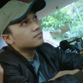 This is me.. Simple and sederhana.. Dan tidak merokok, nyari yg gak merokok juga dan enak diajak ngobrol.. Itu aja..
