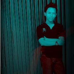 tianindo's profile picture. hidupku bukan untuk hidup tapi hidup untuk mati matiku untuk bertemu alloh alloh lah segala penenang hidupku