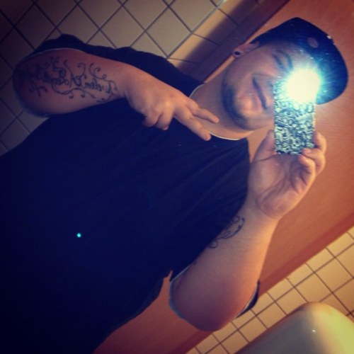 DjDynamind's profile picture. All we do is party and Bulls**t