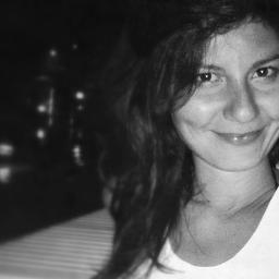 ozataneslihan's profile picture. 