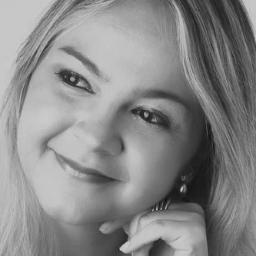 Fã Clube oficial da escritora Regiane Raquel
Siga também a nossa página no Faace: https://t.co/voh1tWejn0