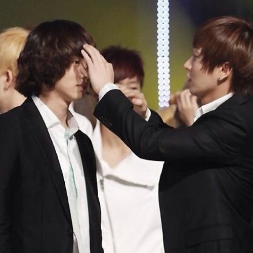 sjanchul_710203's profile picture. 슈퍼주니어 희철/예성寄りallペン☆基本、k-popグループみんな好き♡韓国elfちゃんとも仲良くなりたいなぁ…98lineだよ。タメ大歓迎！フォローのときは＠ね！ 보이프렌드垢→@BF_YMandKM0424