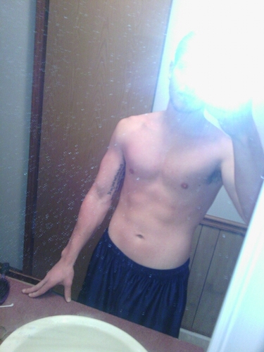 DFinley37's profile picture. grocery manger at harris teeter. im 20, love my budlightttt. alex Kerrigan may 24