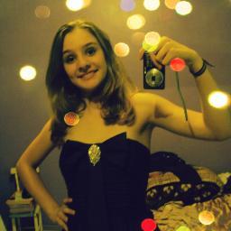 Teimosa,Doritos,Canceriana,Santista,13 Aninhos,Chocolate,Violão,Dança,Impaciente.One Direction,Ciumenta E Pc Se Resume em: EU!!!
Follow Me? =)