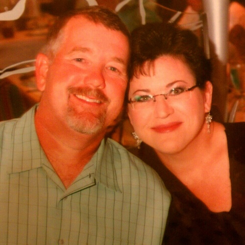 Christian Conservative #FreeThinker #BeKind Married to my JR high school sweetie for 33 years. 2 sons #MAGA #WalkAway