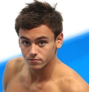 J'suis dans l'eau toi t'es sur terre, j'avance vite vous êtes toujours derrière ! Rock´n roll, water polo & games *__*